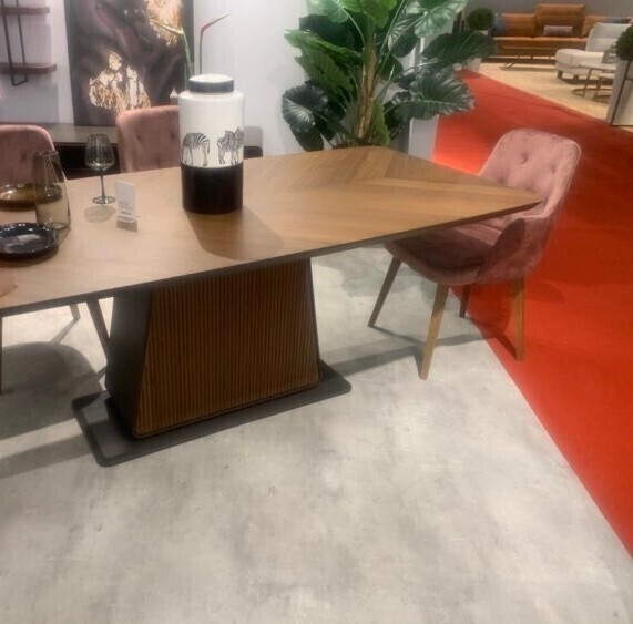 Dining table Tondo